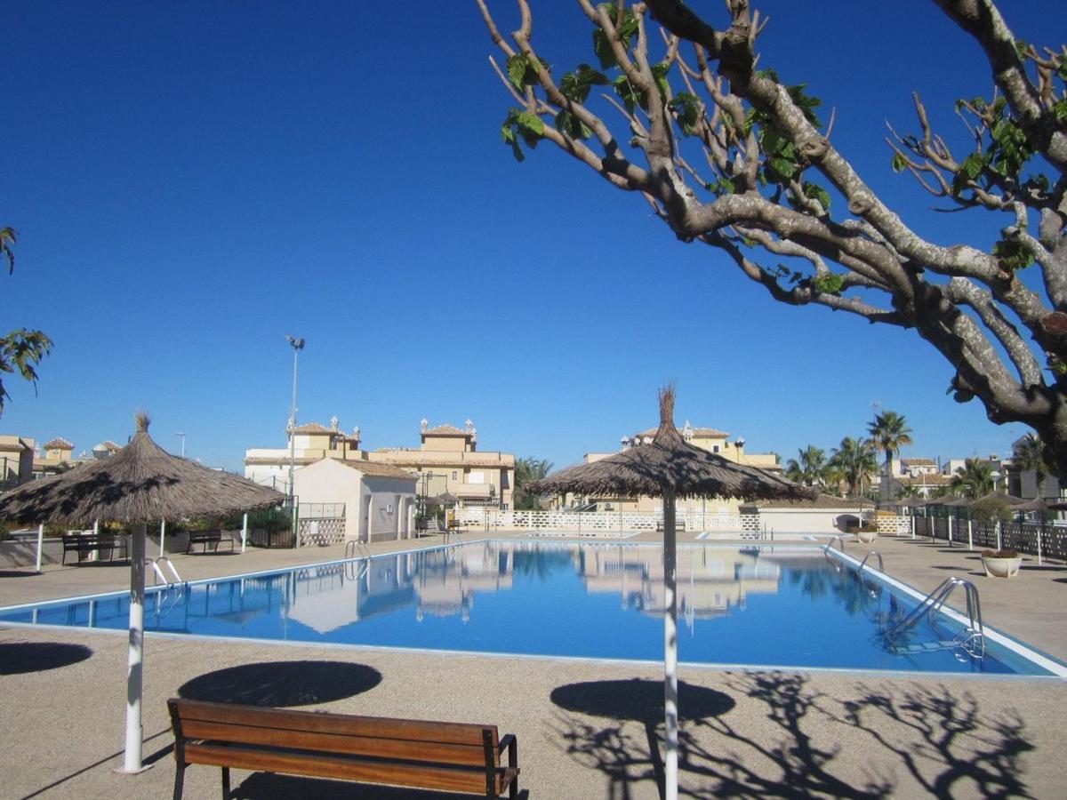 Bungalow cerca Playa Gran Alacant Exterior foto
