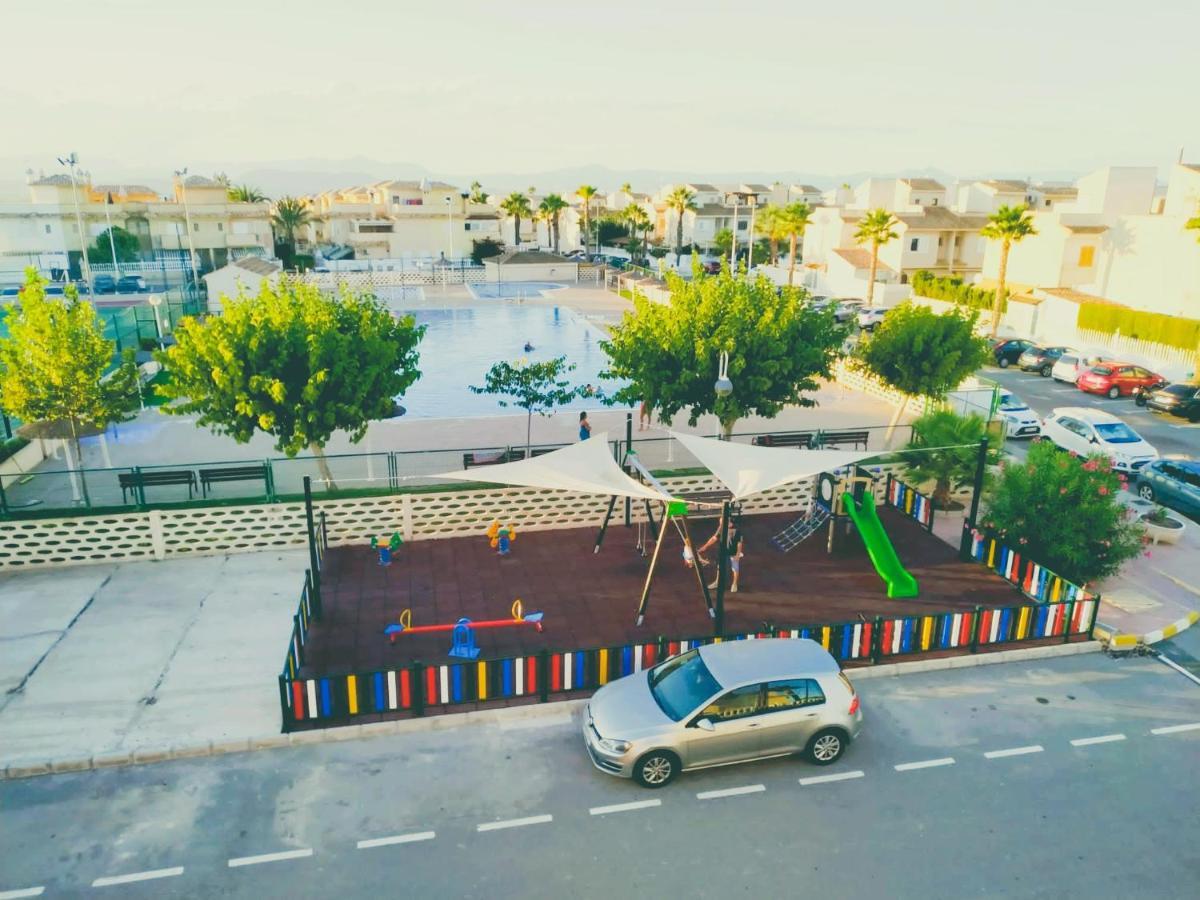Bungalow cerca Playa Gran Alacant Exterior foto